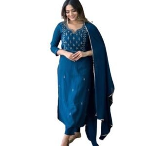 Elegant Ladies Suits – Traditional & Designer Styles